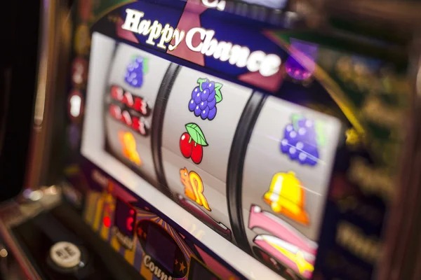Dice Game live roll and outcome display on cun4d